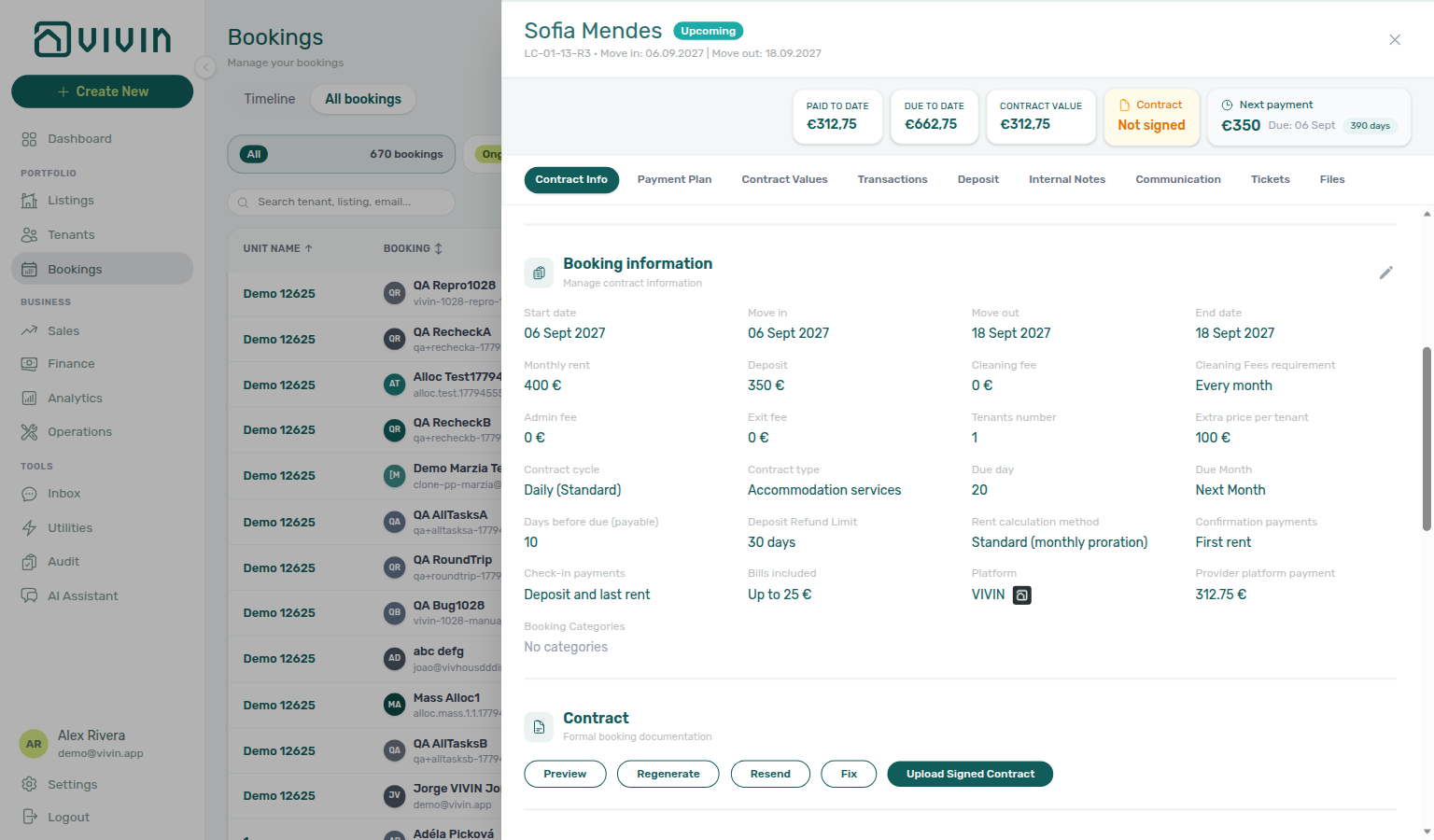 Booking detail — Contract Info, Deposit Refund Limit showing 30 days override