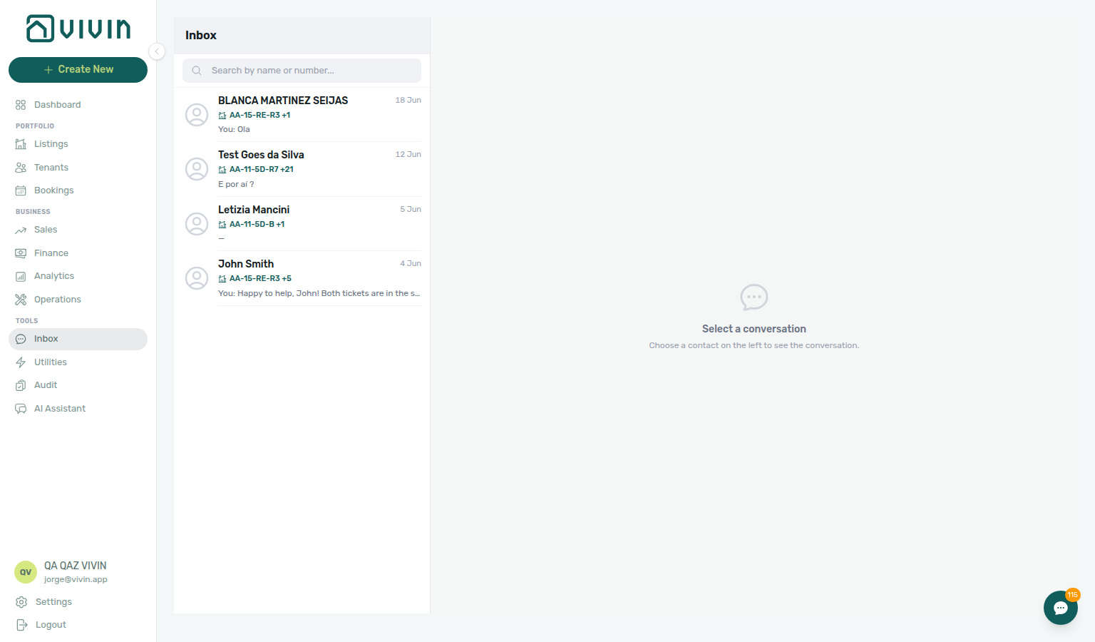 Inbox — empty right pane before a conversation is selected